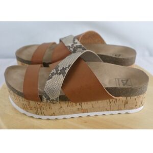 Dirty Laundry PLFT-010 Women 7.5 Tan Snakeskin Print Cork Platform Slide Sandals
